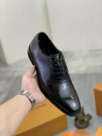 Picture of Louis Vuitton Shoes _SKULVsz38-44065013883